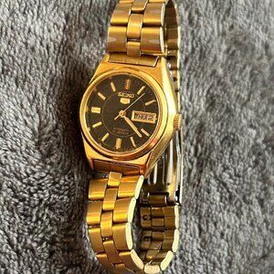 Seiko 5 Women's Watch